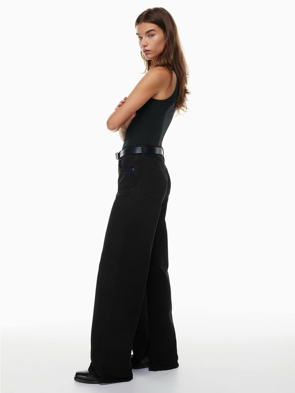NWT RE/DONE Low Rider Loose Jean from Aritzia. Wide-leg low-rise relaxed jeans